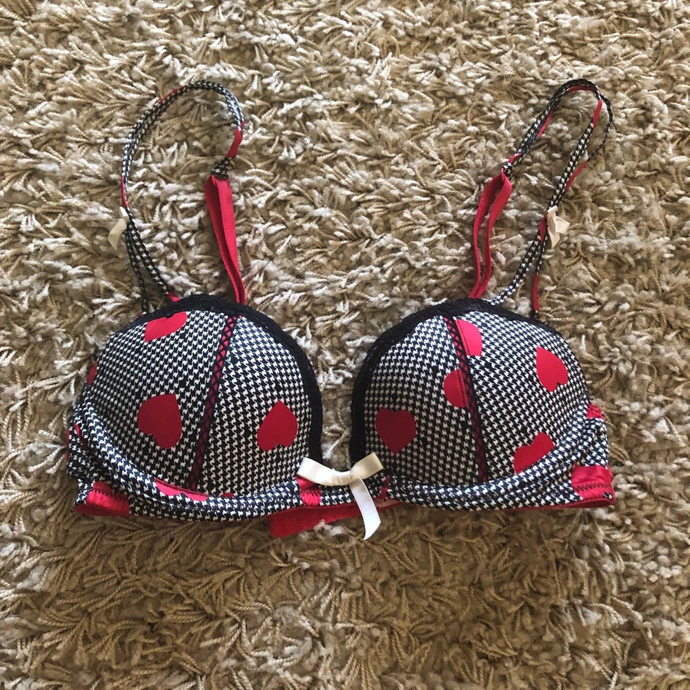 Victoria’s Secret Sexy Little Things push up bra